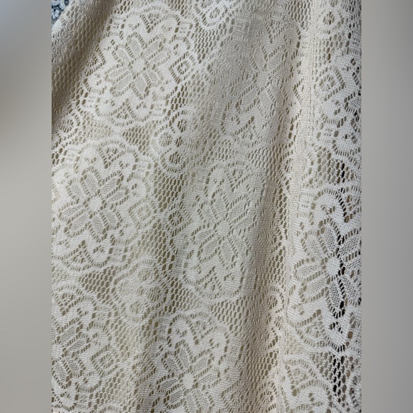 Umgee- Fully Lined Cream Lace Mini Dress, Sz Small, EUC! - Picture 3 of 13